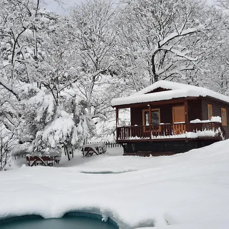 Jaktstuga Lagun Pool Village *
