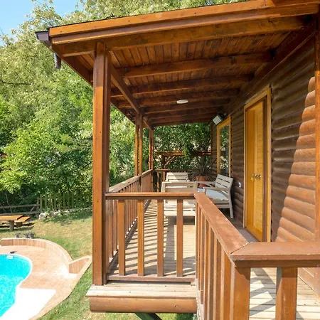 Lagun Pool Village