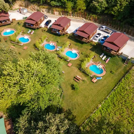 Lagun Pool Village Chata *